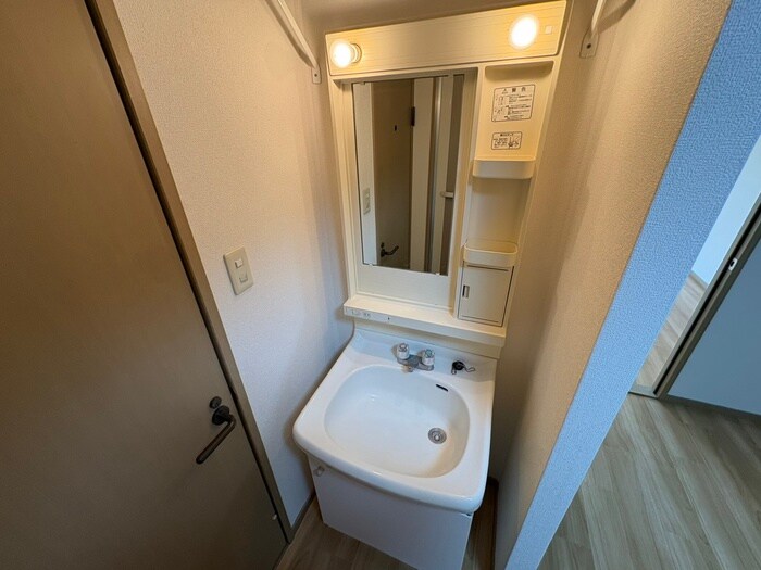 物件内観写真14　(洗面)