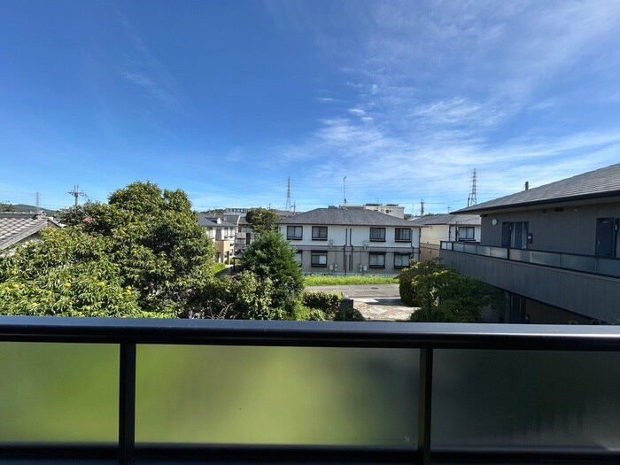 物件内観写真16　(室内からの展望)