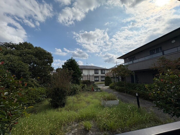 物件内観写真17　(室内からの展望)