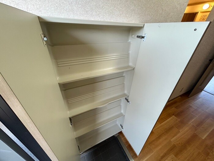 物件内観写真19　(靴箱)