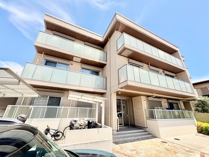 物件外観写真1　(外観写真)