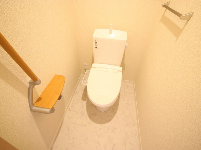 物件内観写真10　(トイレ)