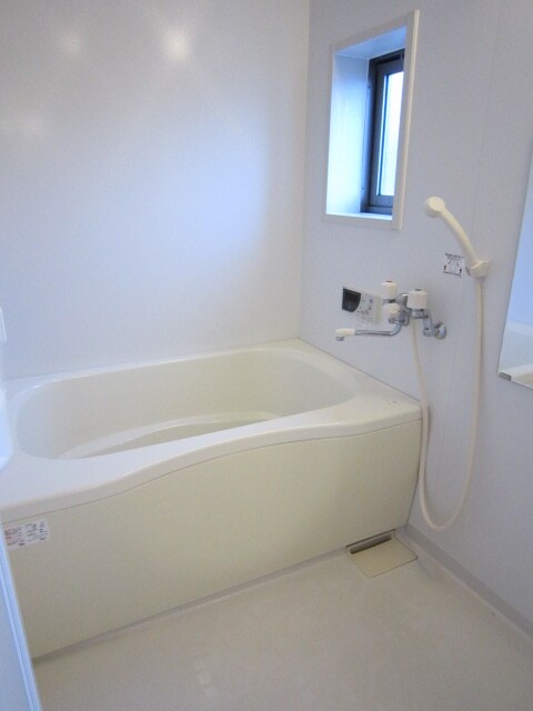物件内観写真10　(バス／シャワールーム等)