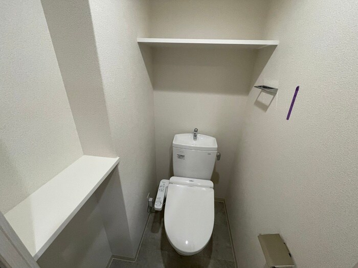 物件内観写真12　(トイレ)