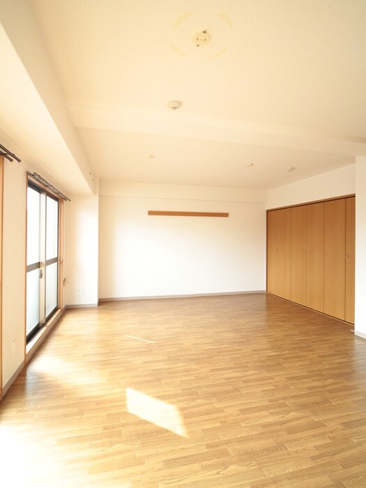 物件内観写真15　(居室)