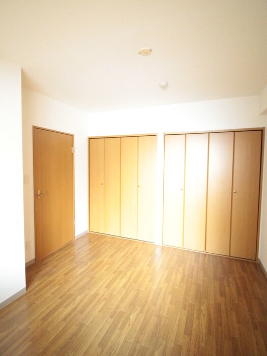 物件内観写真18　(居室)