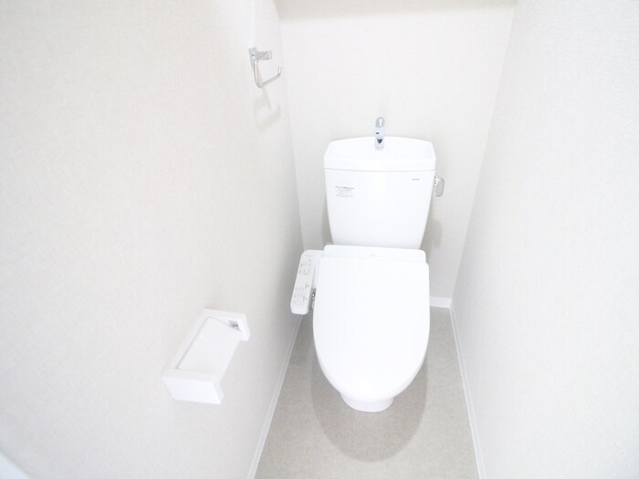 物件内観写真10　(トイレ)