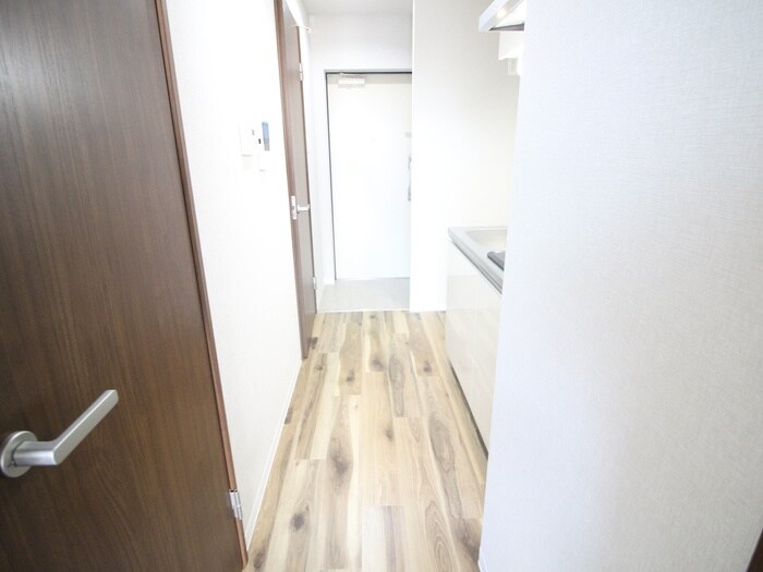 物件内観写真19　(玄関)