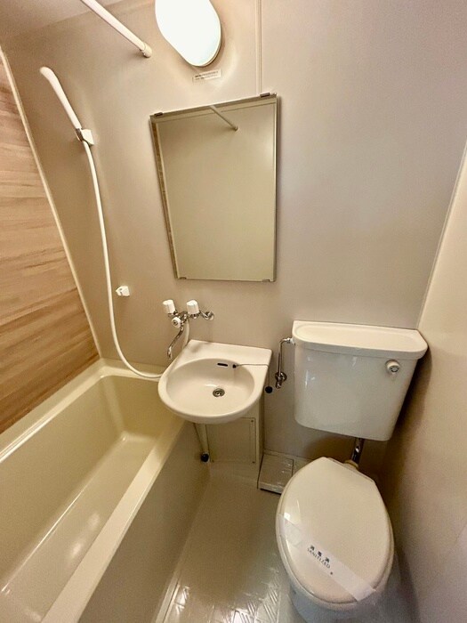 物件内観写真11　(洗面)