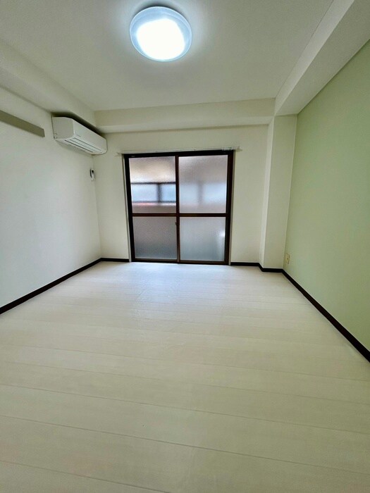 プレミール清水丘の居室