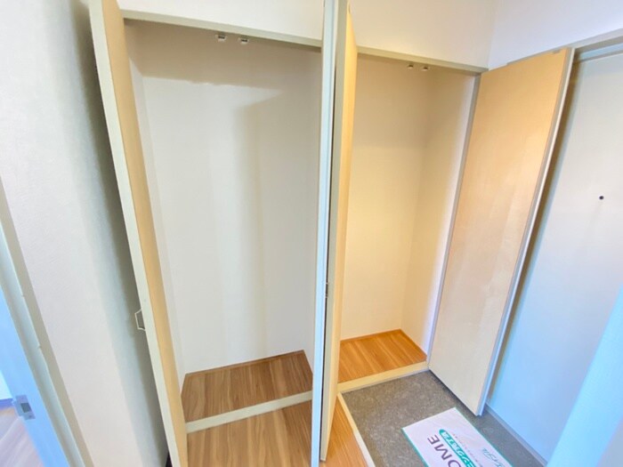 物件内観写真15　(収納)