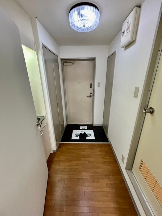 物件内観写真19　(廊下)