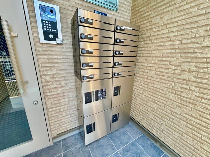 物件外観写真6　(建物設備)