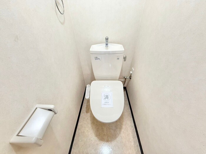 物件内観写真13　(トイレ)