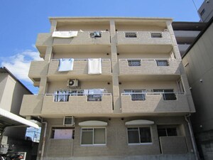 マンション　フェニックス外観写真
