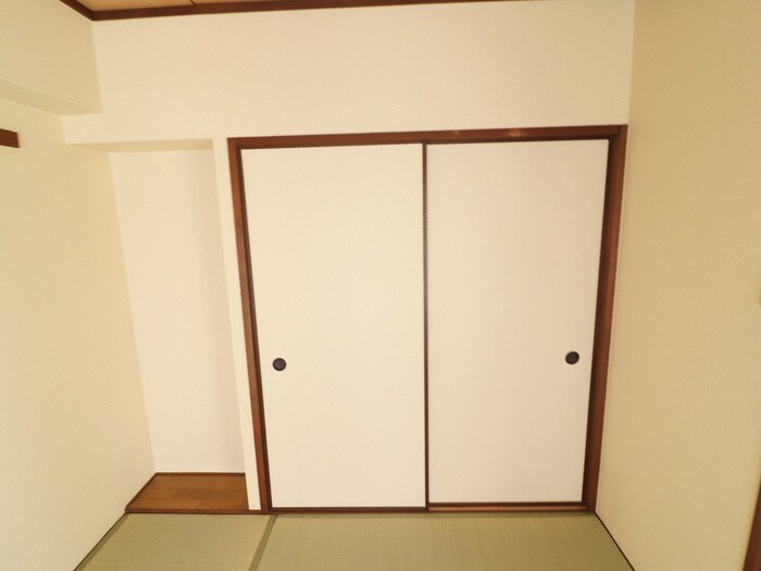 物件内観写真7　(収納)