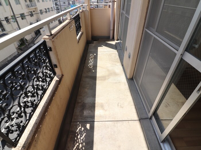 物件内観写真13　(ベランダ・バルコニー)