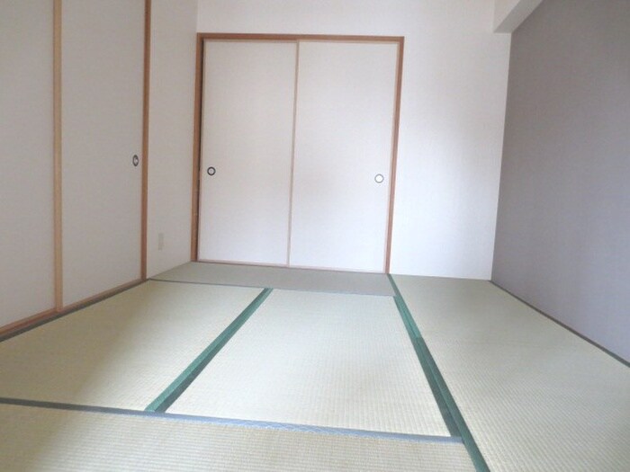 物件内観写真12　(居室)