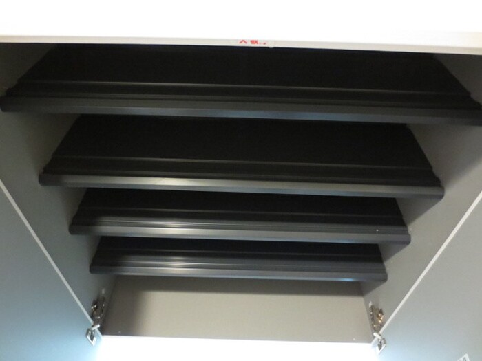 物件内観写真15　(靴箱)