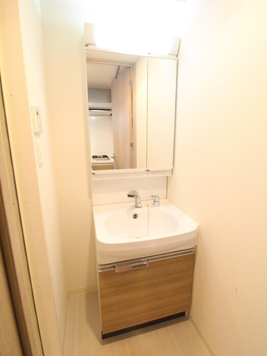 物件内観写真12　(洗面)