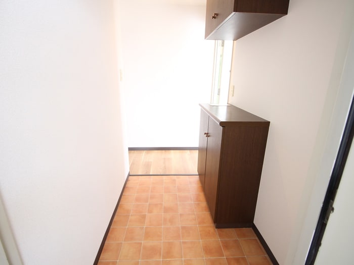 物件内観写真14　(玄関)