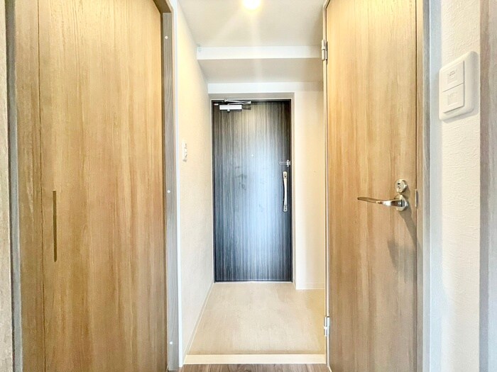 物件内観写真14　(玄関)