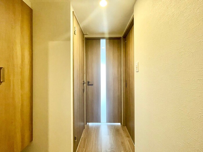 物件内観写真17　(廊下)