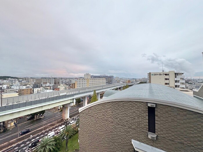 物件内観写真22　(室内からの展望)