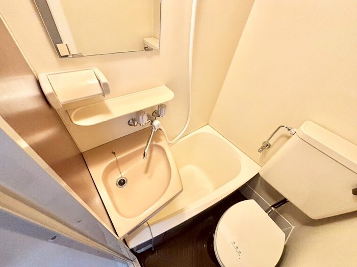 物件内観写真12　(洗面)