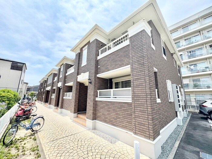 物件外観写真1　(外観写真)