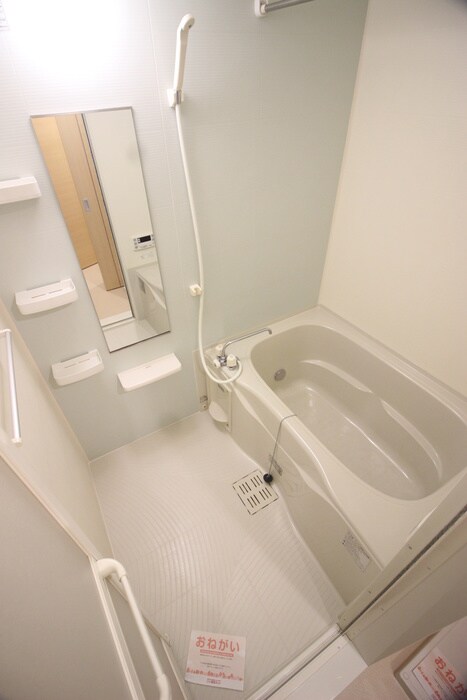 物件内観写真8　(バス／シャワールーム等)