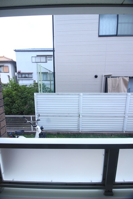 物件内観写真16　(室内からの展望)