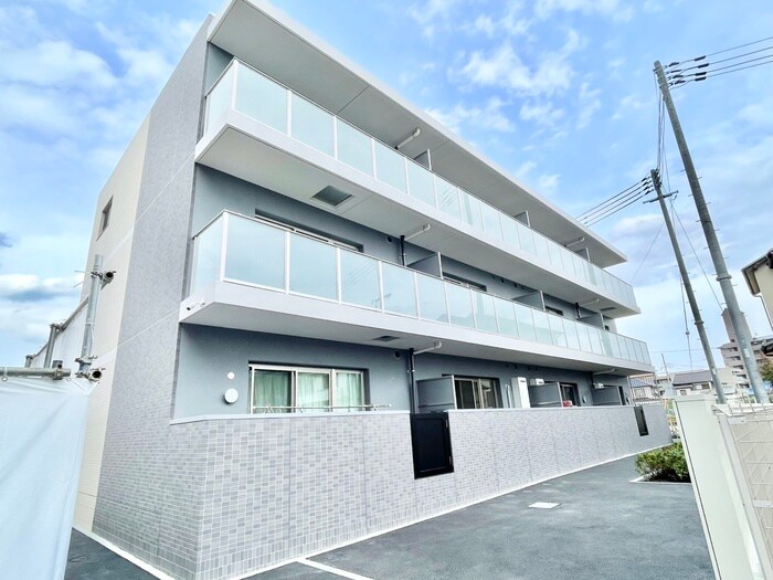 物件外観写真1　(外観写真)