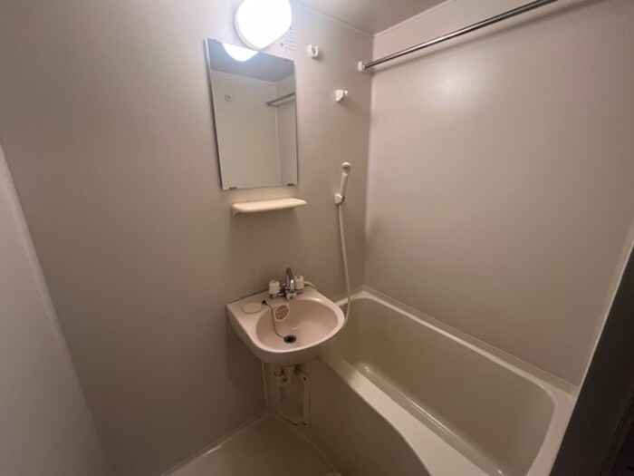 物件内観写真14　(バス／シャワールーム等)