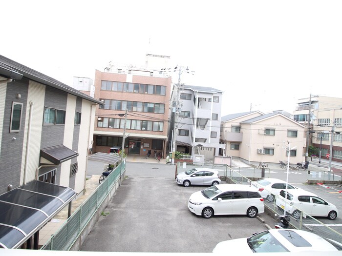 物件内観写真20　(室内からの展望)