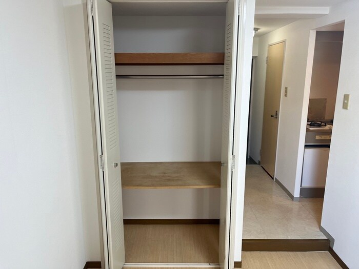 物件内観写真16　(収納)