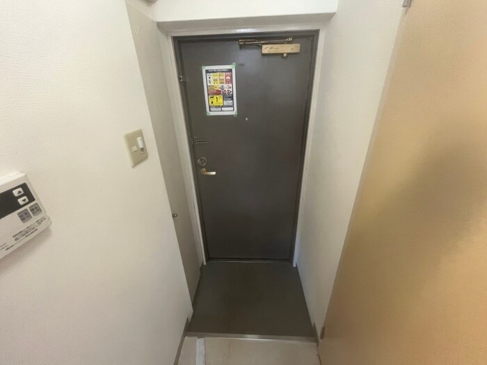 物件内観写真20　(玄関)