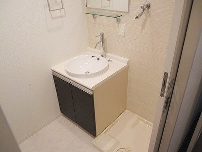 物件内観写真11　(洗濯機置場)