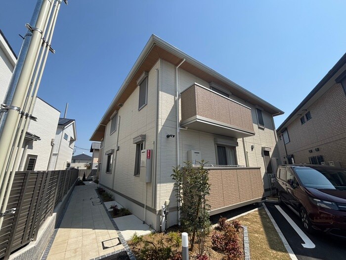 物件外観写真1　(外観写真)