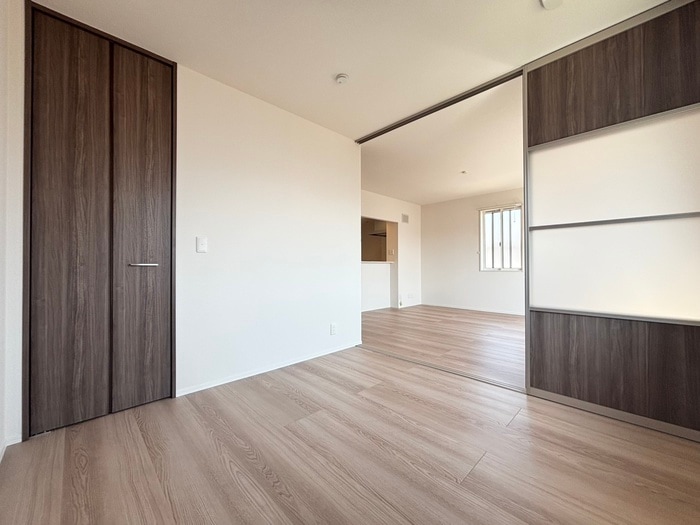 物件内観写真8　(居室)