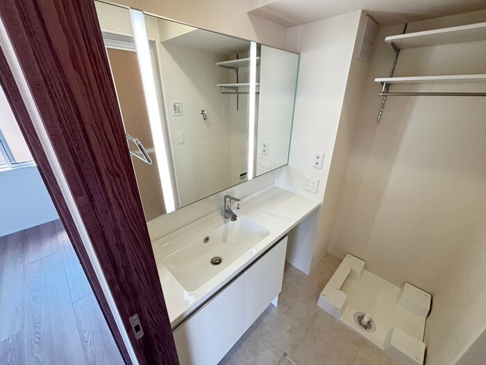 物件内観写真13　(洗面)