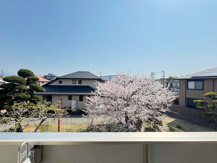 物件内観写真22　(室内からの展望)