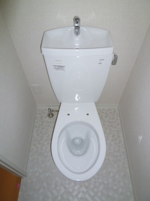 物件内観写真16　(トイレ)