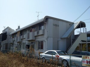 マロニエハイツ外観写真