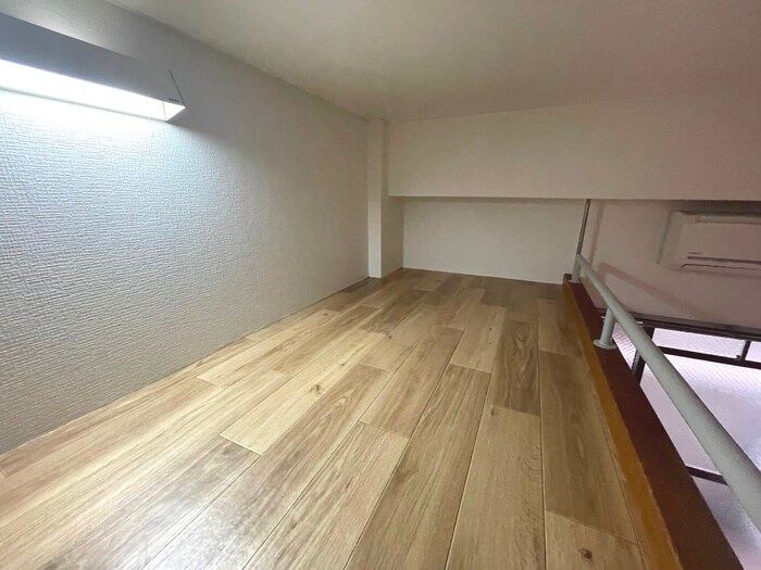 物件内観写真6　(居室)