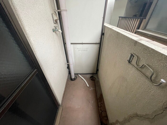 物件内観写真19　(洗濯機置場)