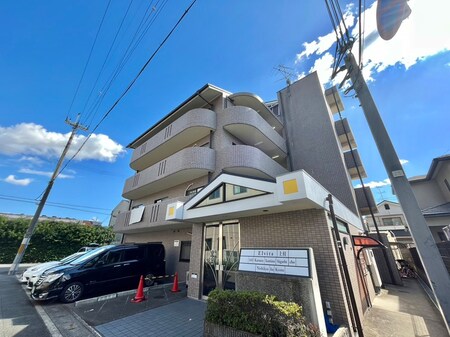 Ｅｌｖｉｔａ上桂外観写真