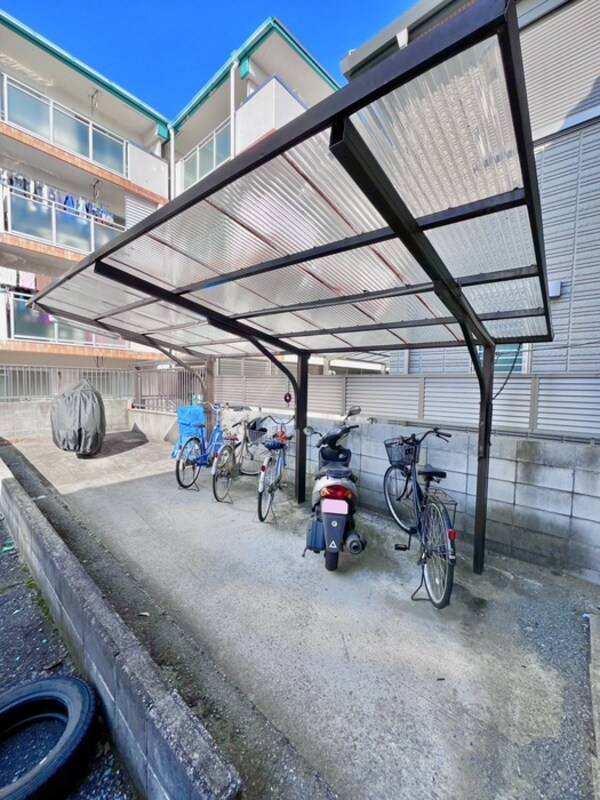 駐輪場