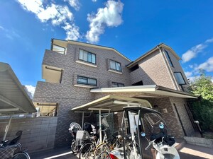 レクイエ上桂外観写真