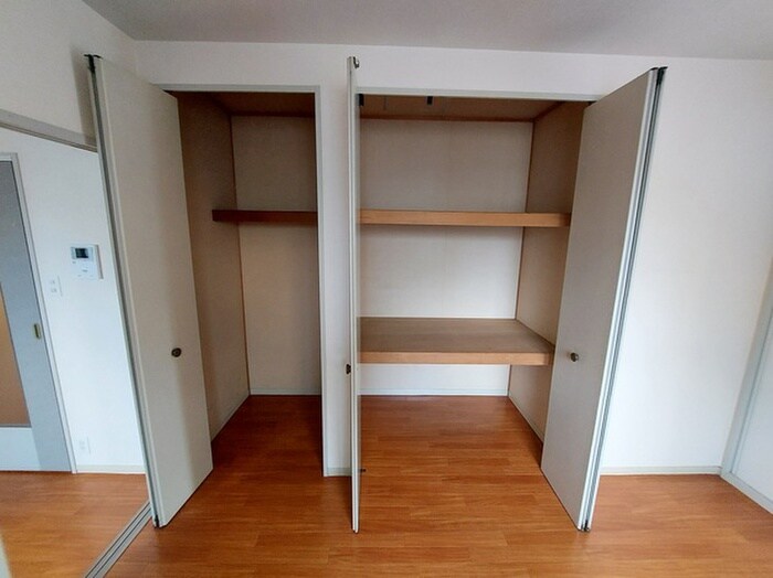 物件内観写真11　(収納)